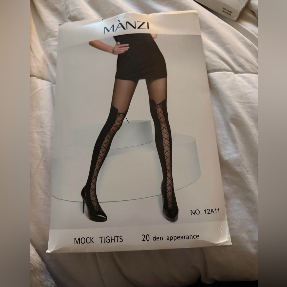 Månzi Black Lace-Up Mock Tights